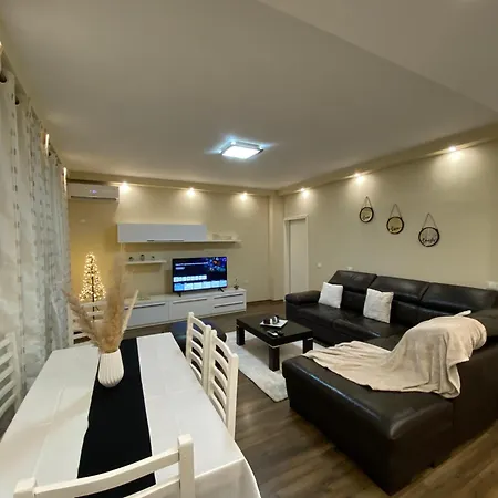 Town Square Apartamento *